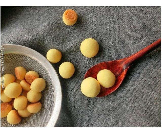 奶香小豆豆（也可以做给孩子吃）的做法