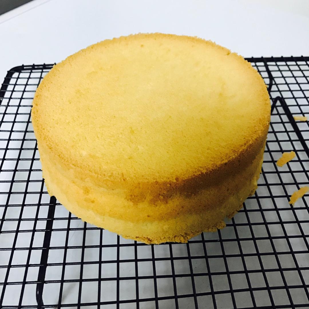 超简单完美戚风蛋糕（6寸2蛋）附打发、翻拌、脱模视频
