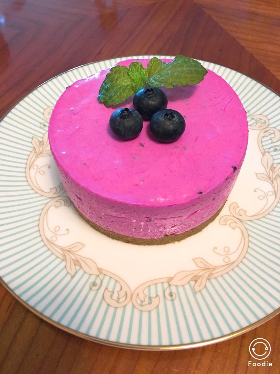 火龙果慕斯（小蛋糕）