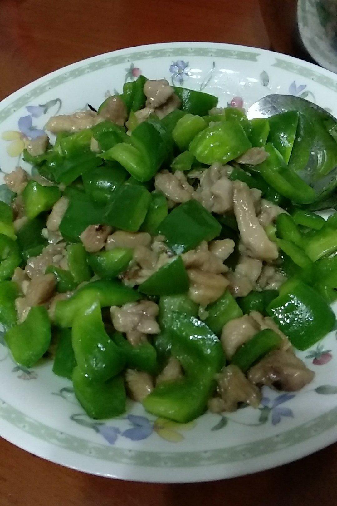 青椒炒鸡腿肉（大厨级别）