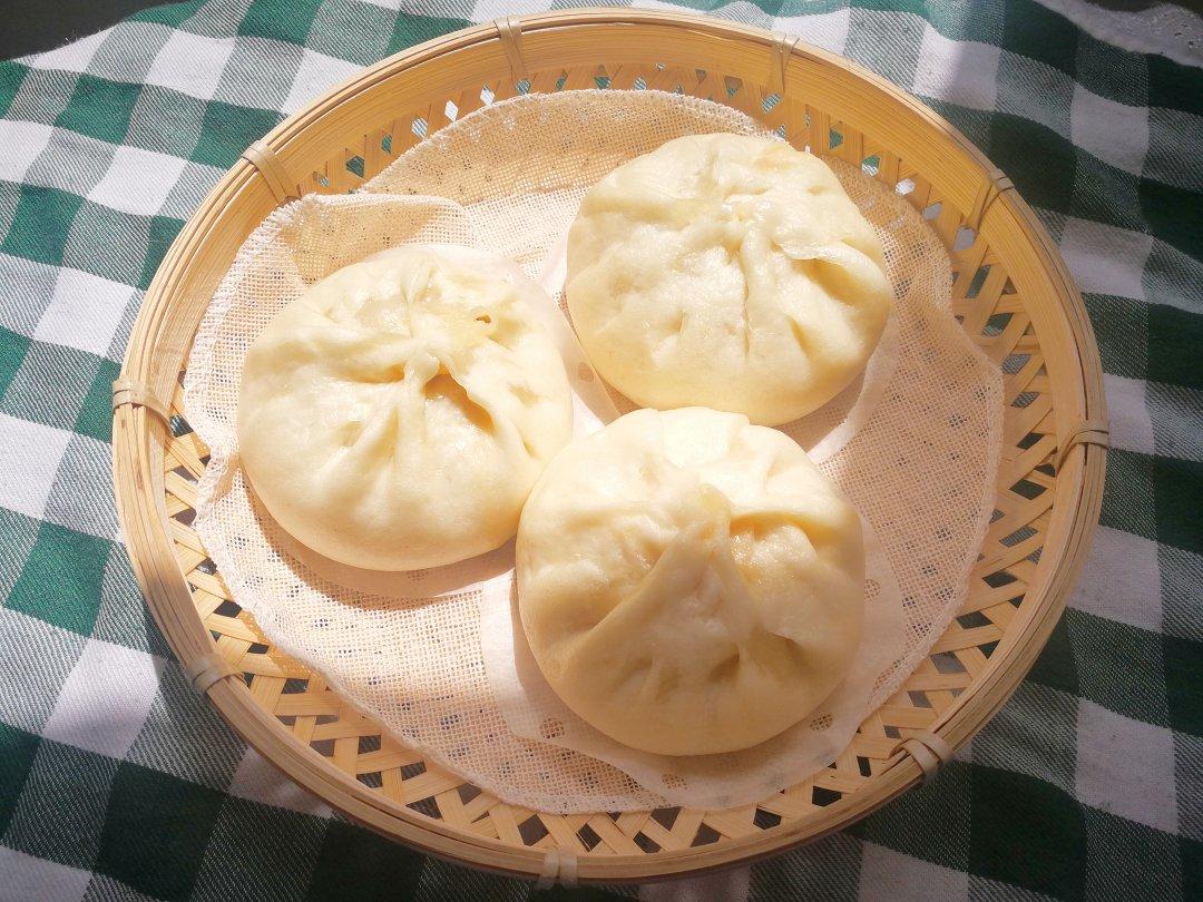 帆_gpej做的榨菜鲜肉包子
