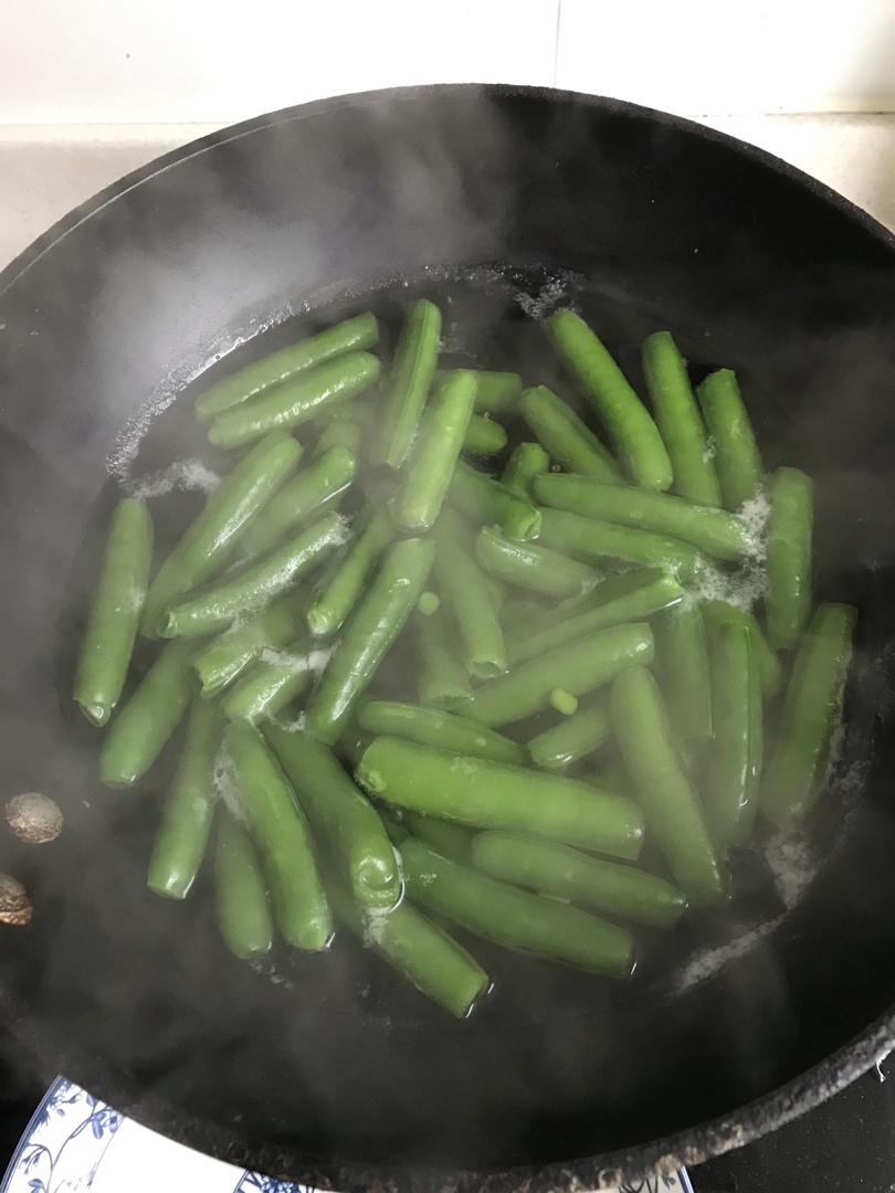 盐水煮豌豆