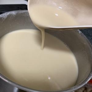 牛奶马蹄千层糕的做法 步骤5