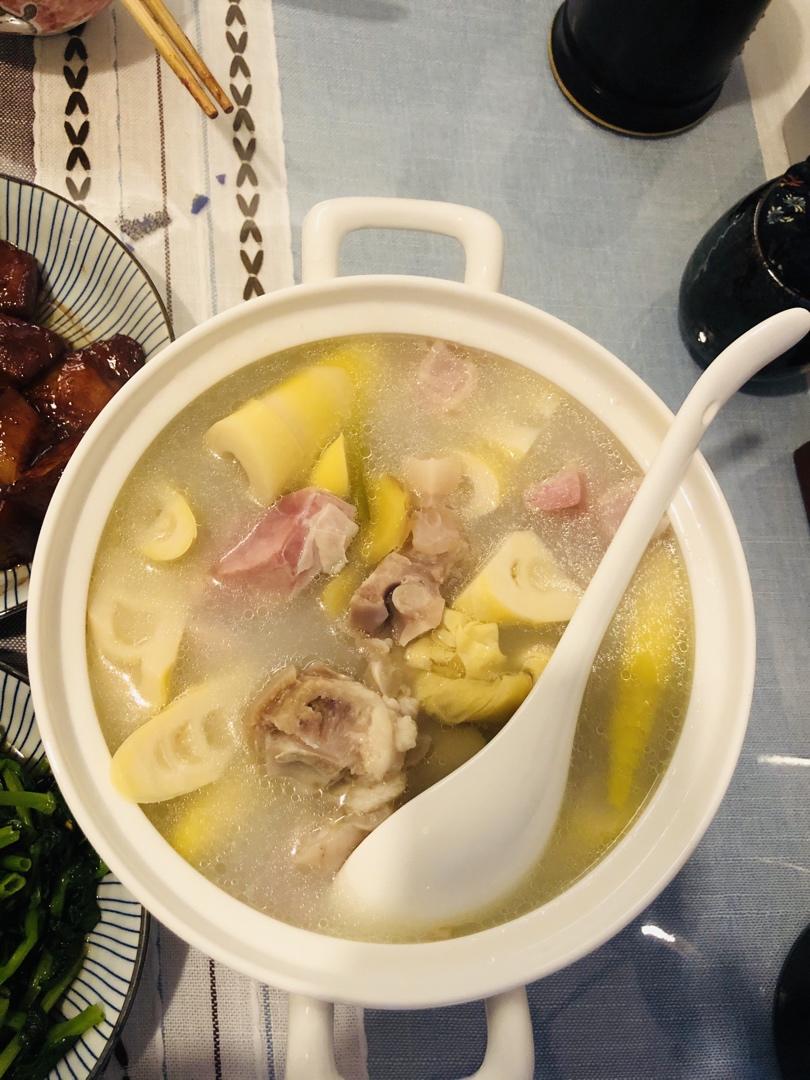 一碗春日里的腌笃鲜