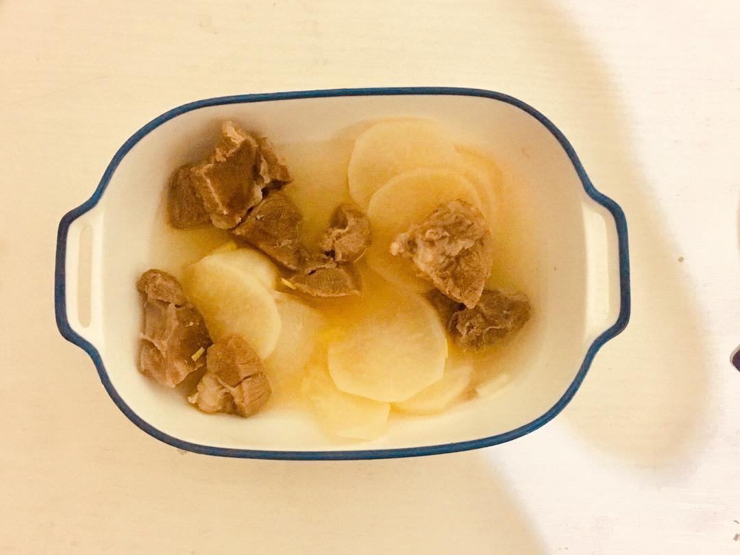 萝卜牛腩煲
