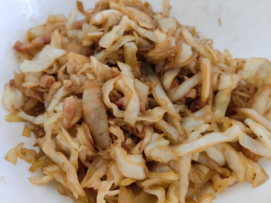 最近爱吃粉丝粉条～包菜炒粉丝