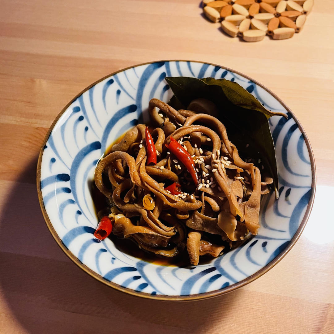 下酒小菜～卤鸭肠