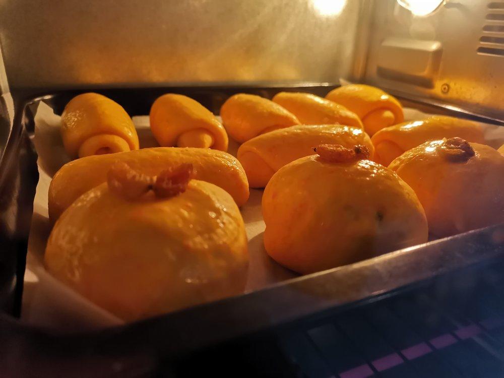 超柔软的胡萝卜餐包