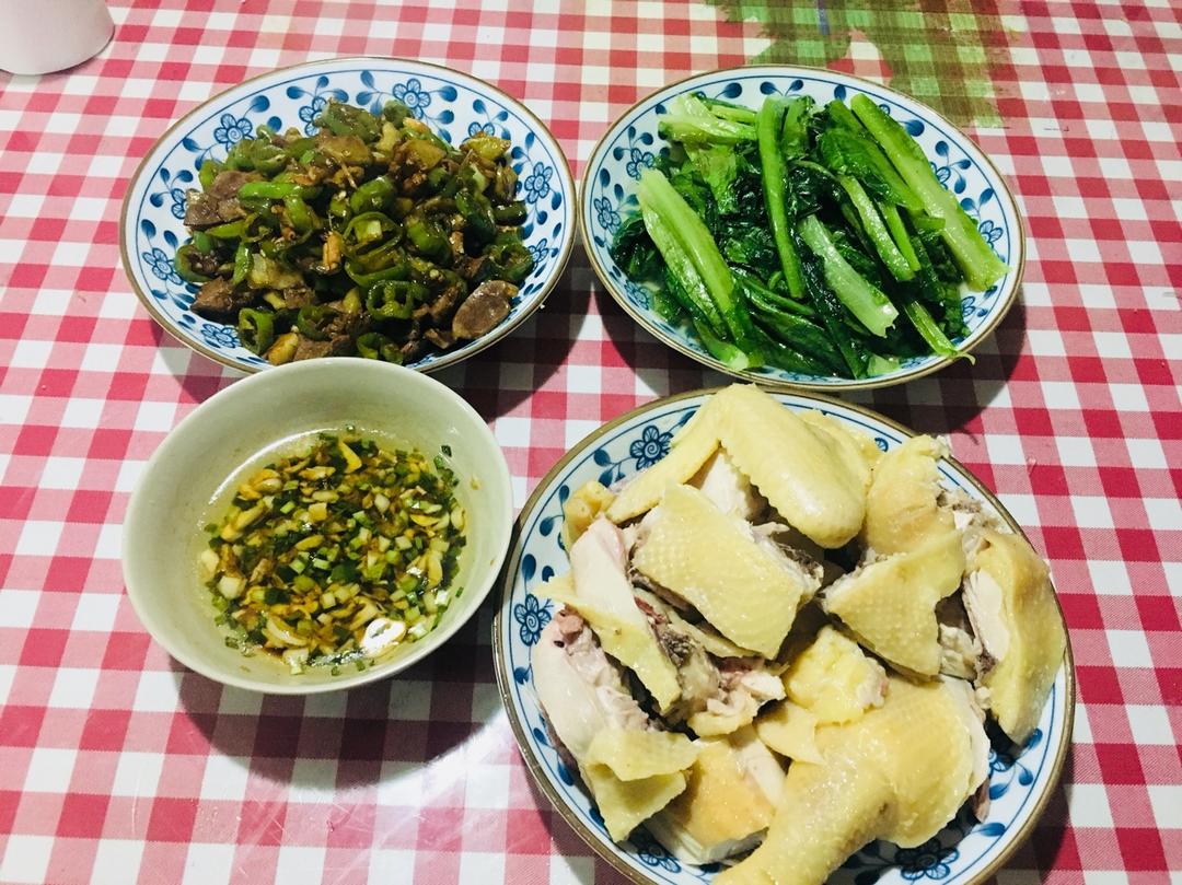 白切鸡（含蘸料做法）