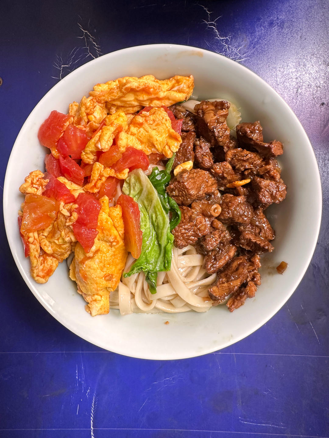 肉臊子干拌面