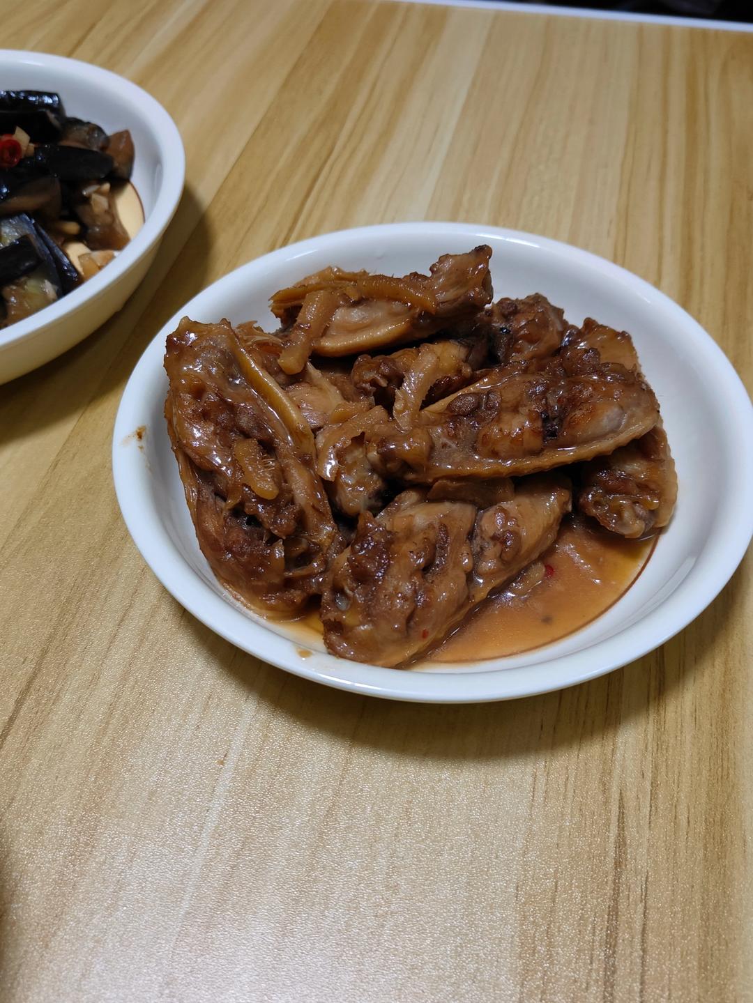妈妈家的味道，吃了停不下来的红烧鸡翅