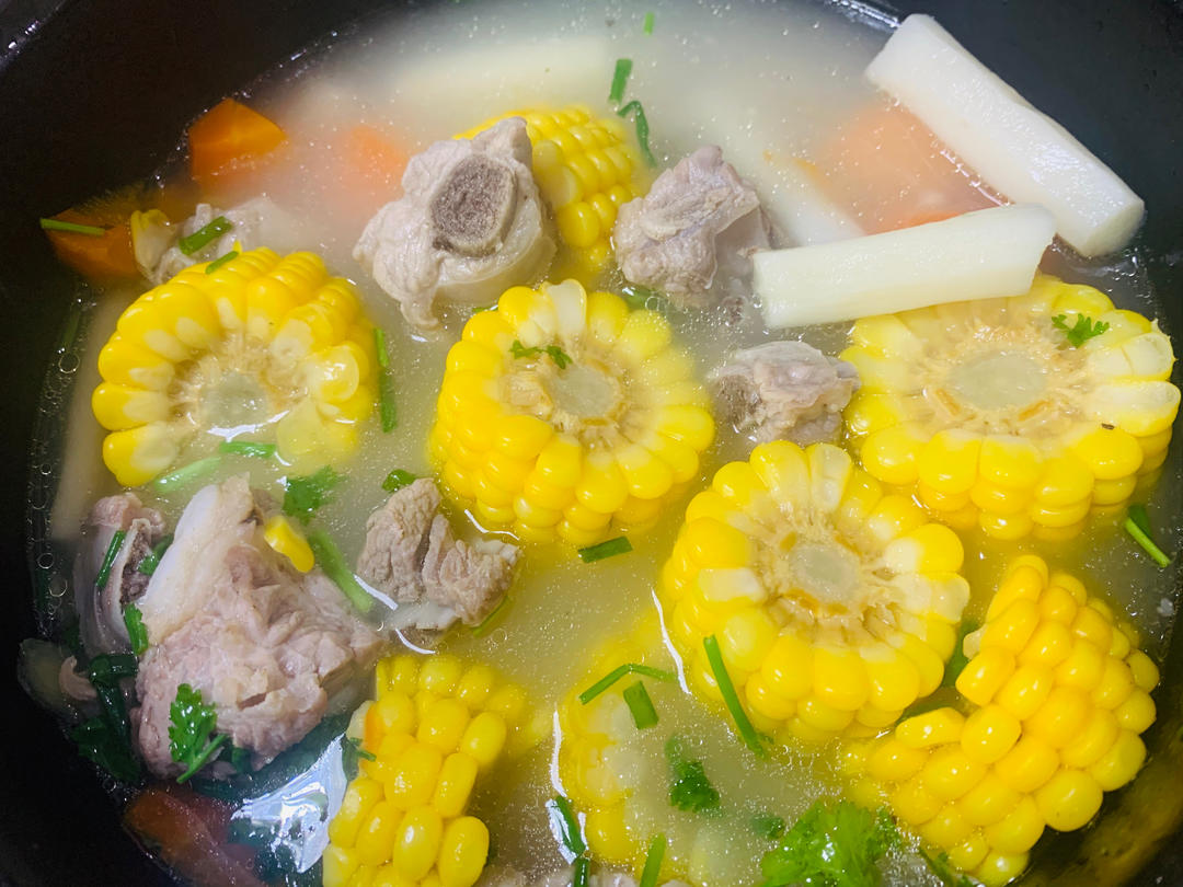 玉米山药排骨汤～