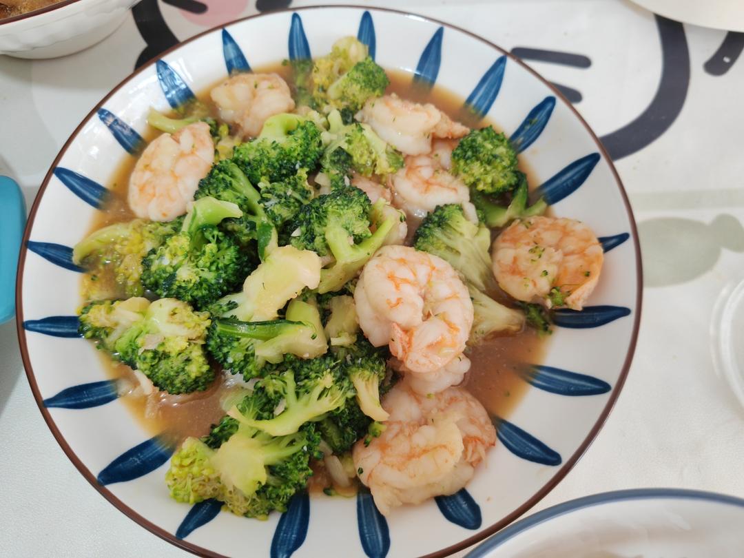 减肥去脂的西兰花炒虾仁