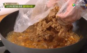 鳀鱼清麴酱汤&猪肉清麴酱汤的做法 步骤7