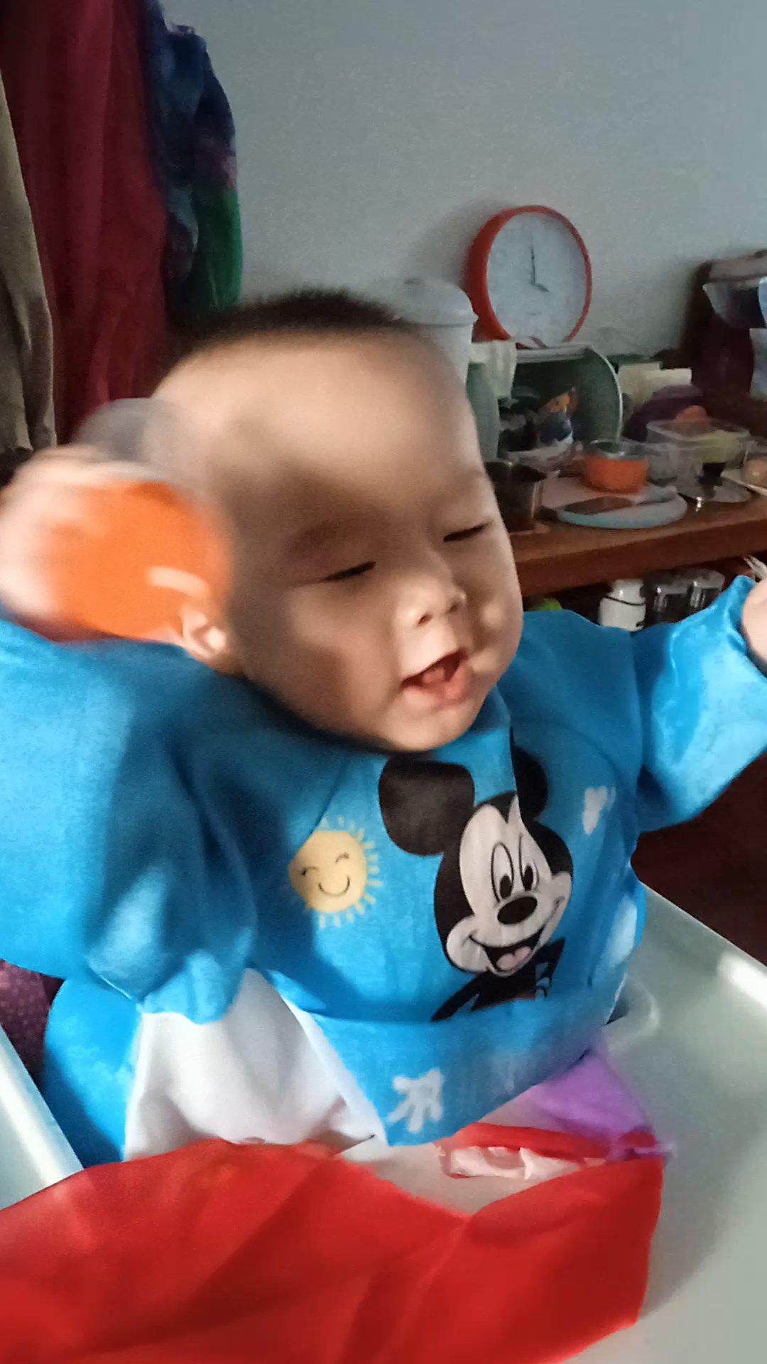 牛奶饼(无需揉面，快速消耗临期牛奶的好方法)