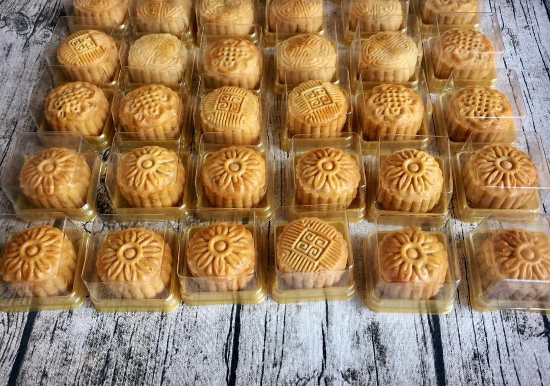 广式枣泥月饼
