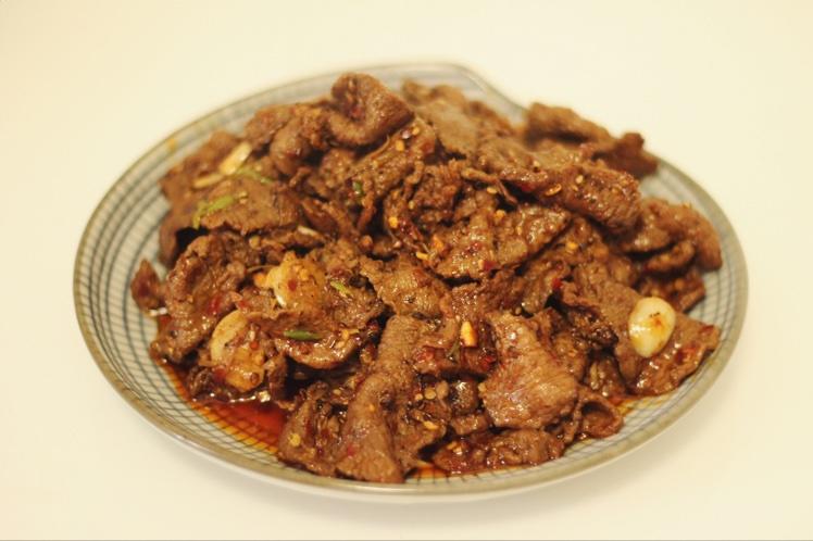 配饭神菜—快手辣炒牛肉的做法
