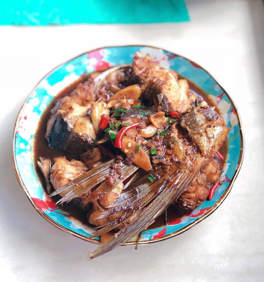 莲儿宝宝做的家常烧白鲢鱼