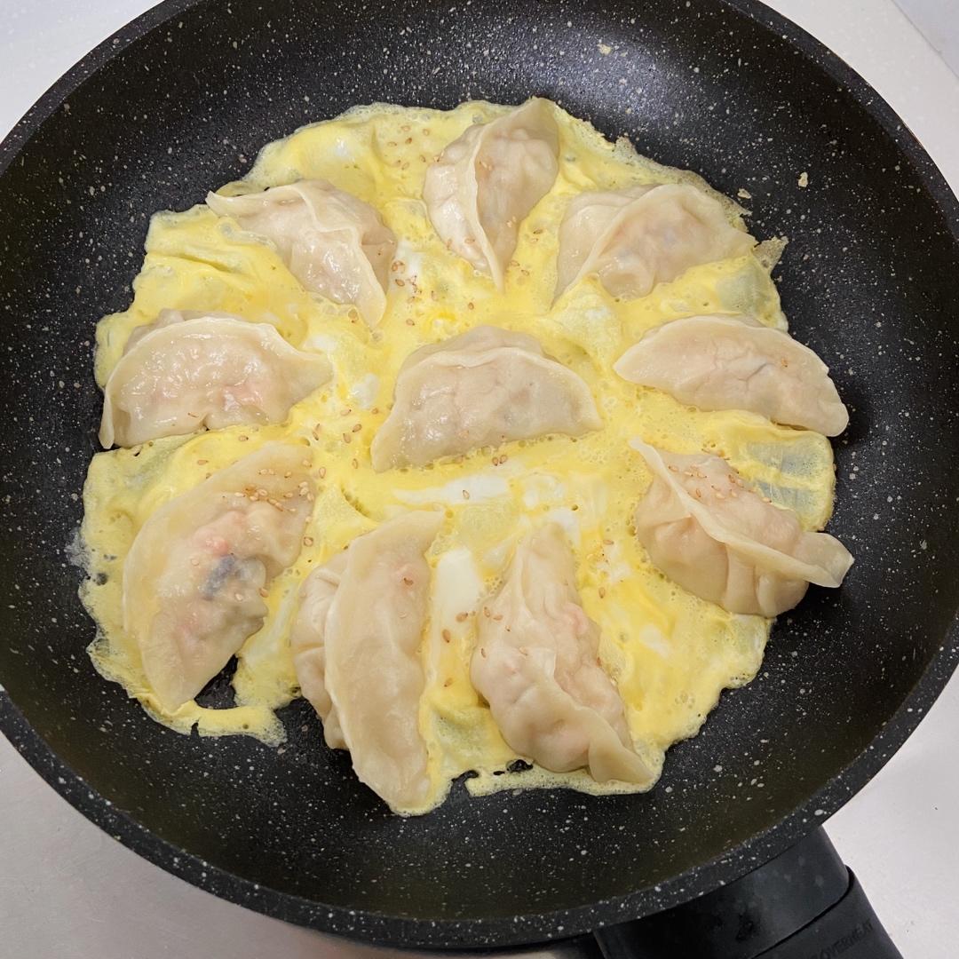 懒人快手抱蛋煎饺