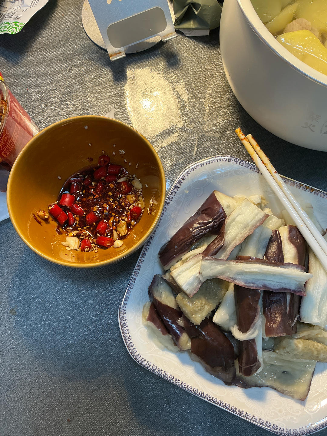 蒜泥茄子（蒸）
