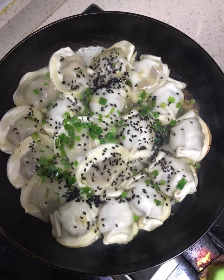 脆底煎饺