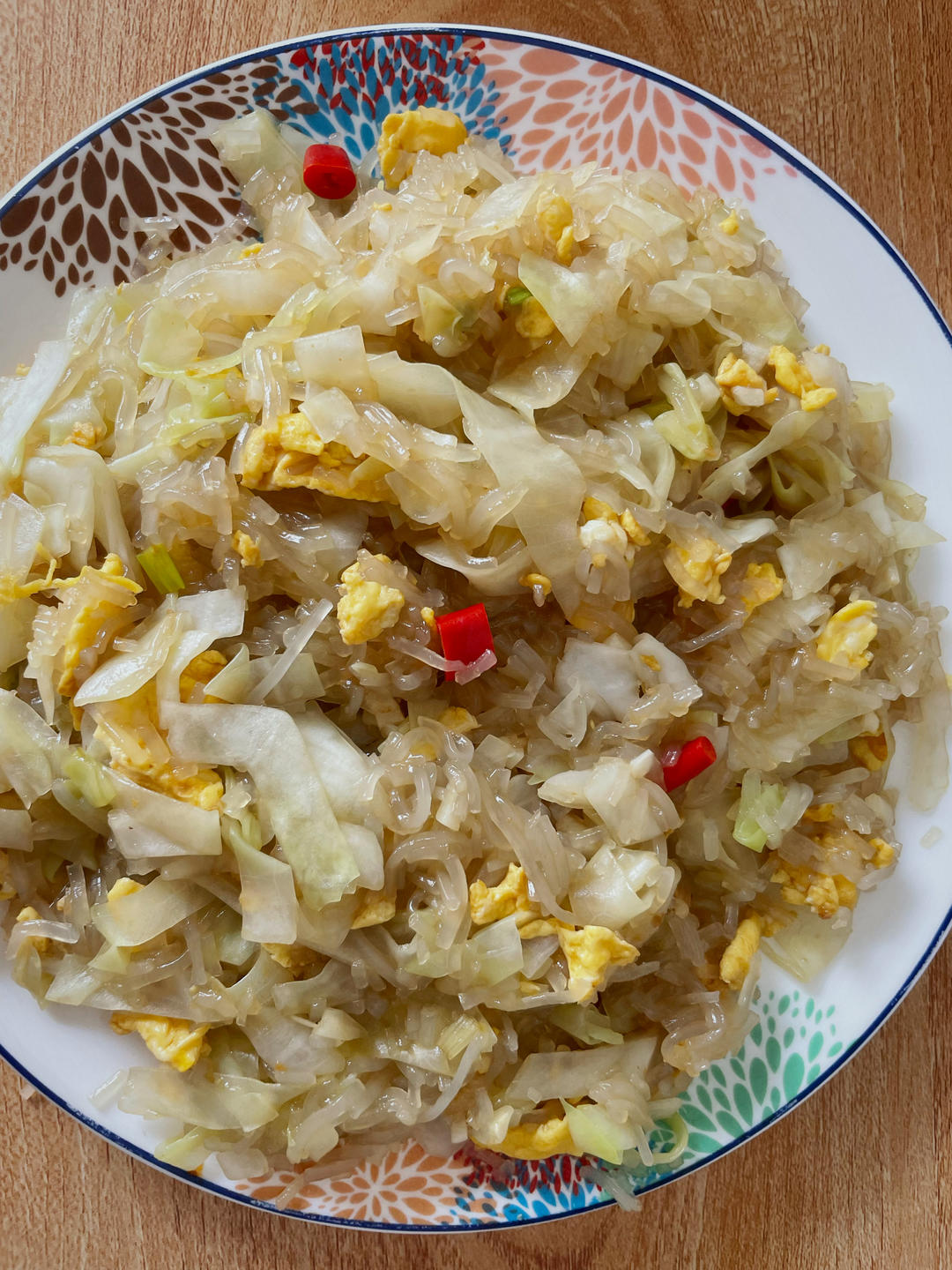 包菜粉丝炒鸡蛋