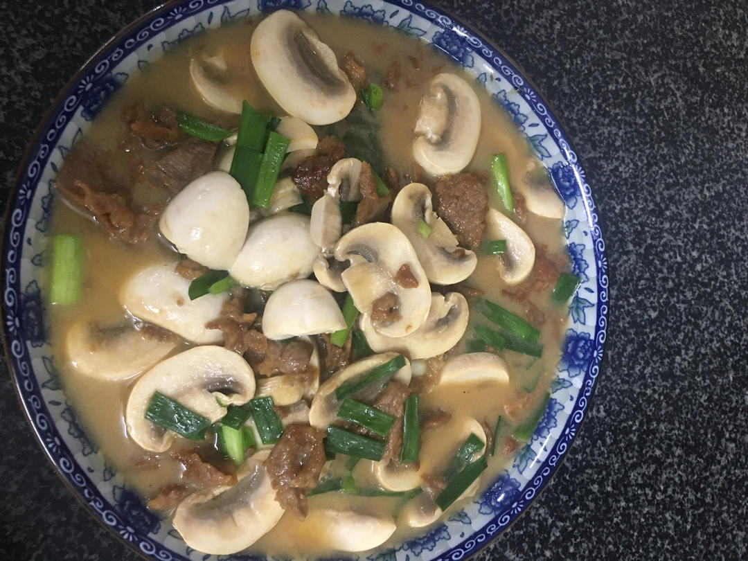 家常菜 口蘑炒肉