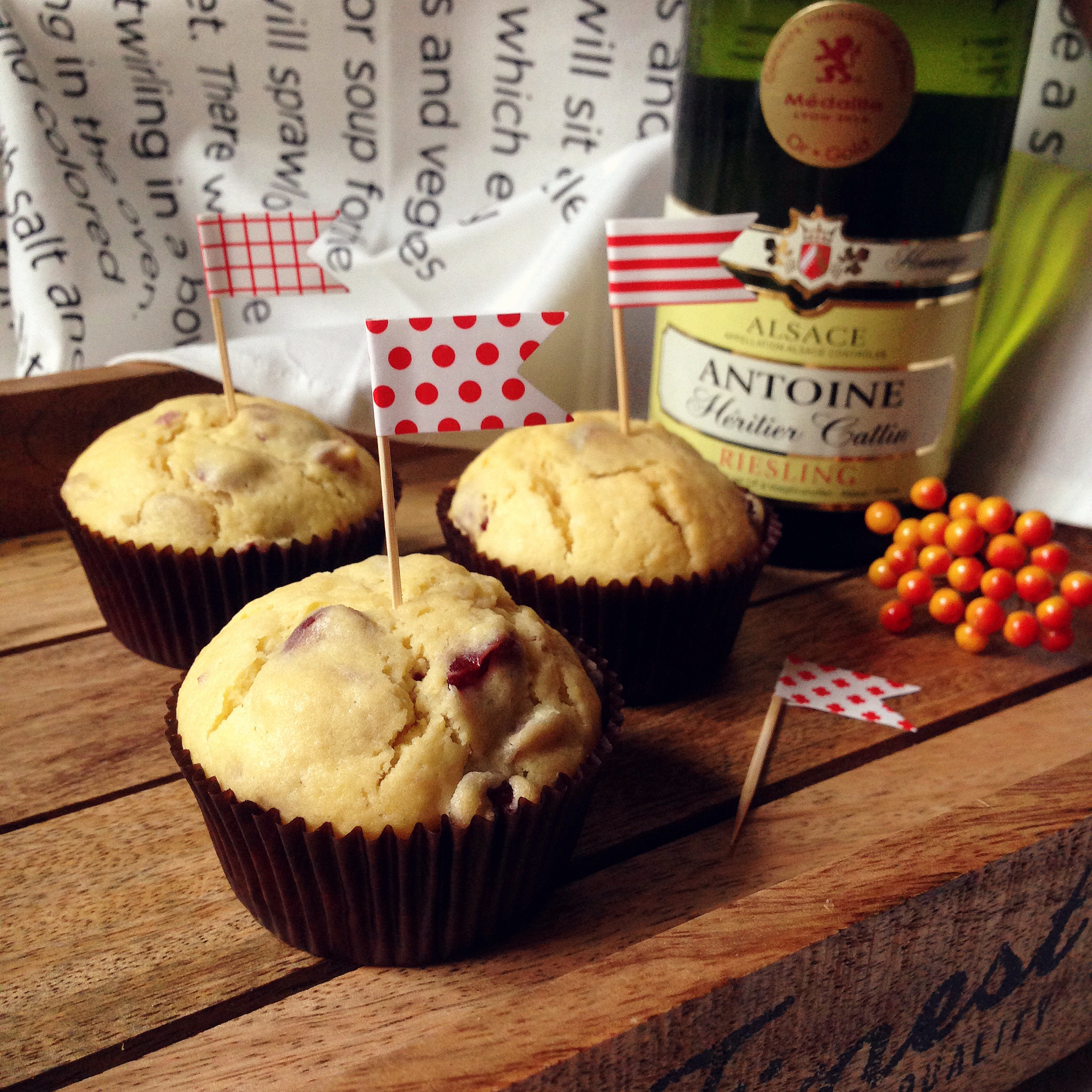 白葡萄酒果干杯子蛋糕