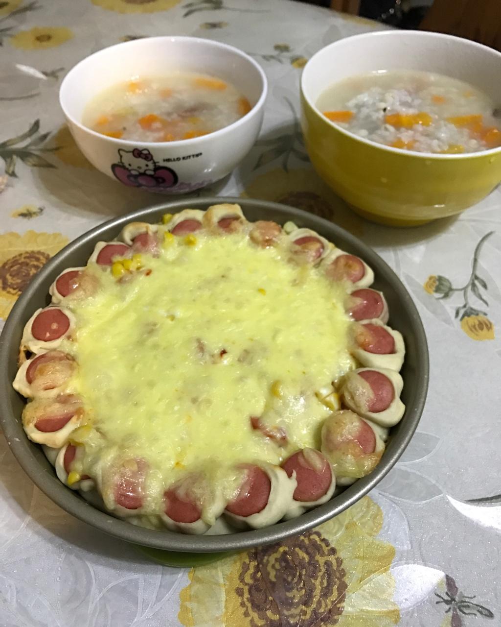 美味水果花边披萨