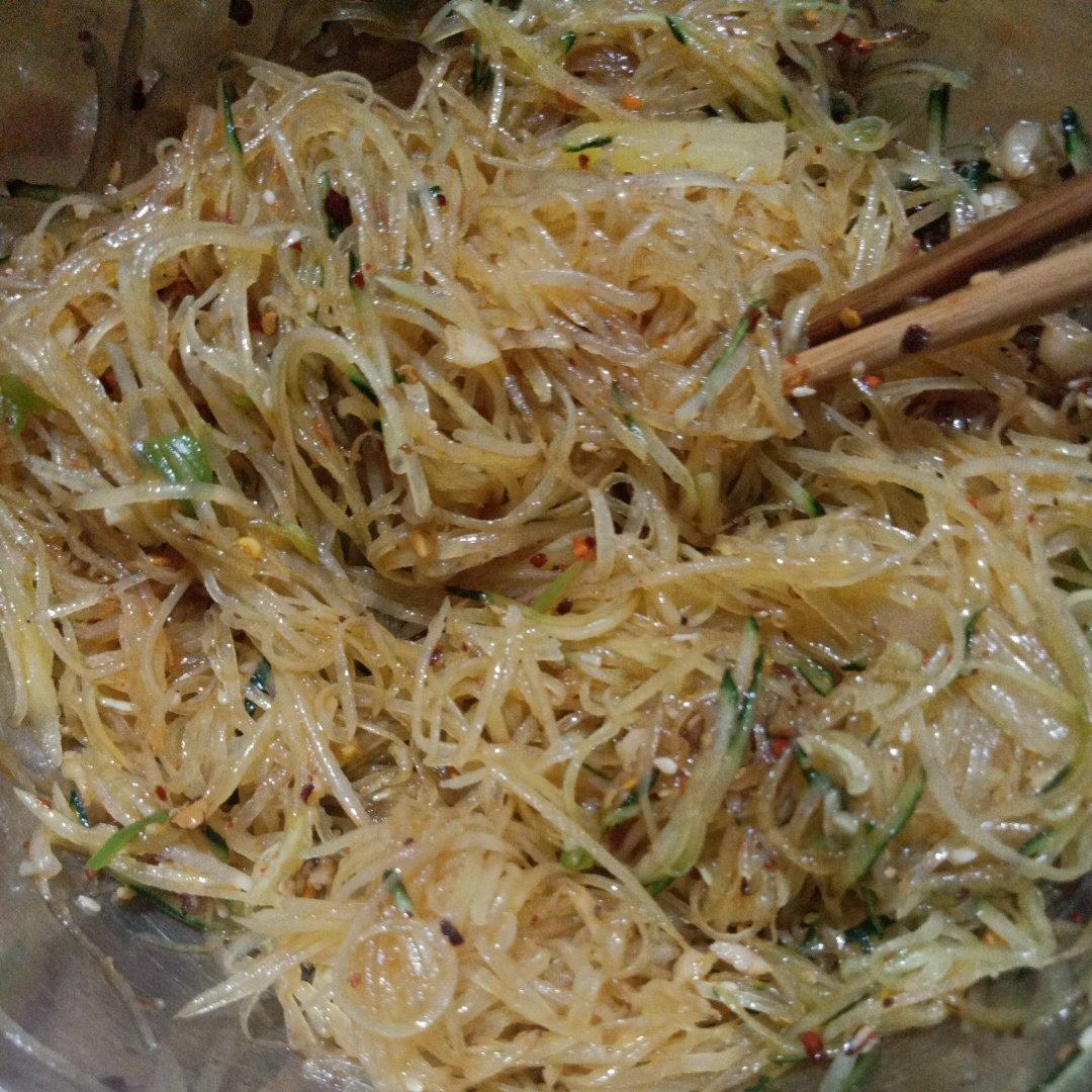 凉拌酸辣土豆丝