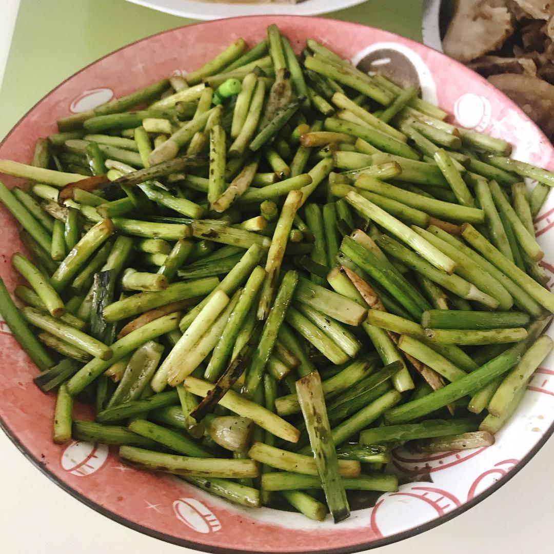快手肉丝炒蒜薹