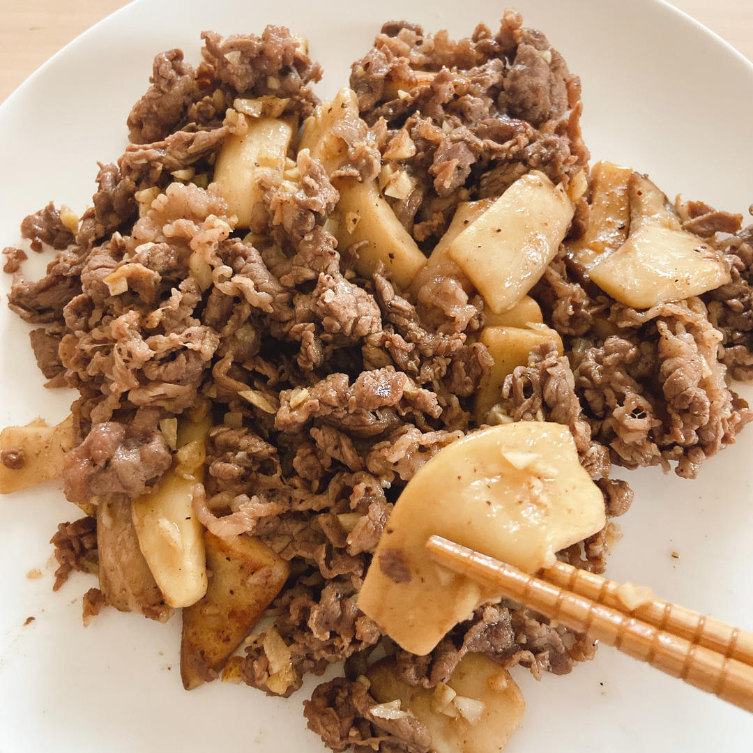 黑椒杏鲍菇牛肉粒