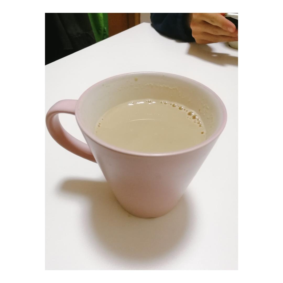 毕加索吃吃吃做的香喷喷的锡兰奶茶