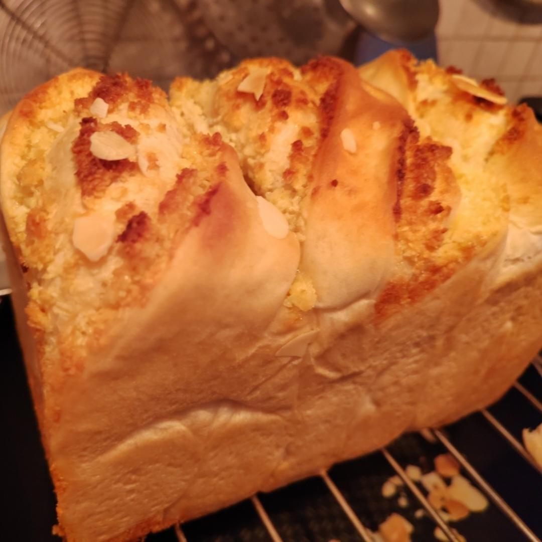 超滋润的椰蓉吐司｜100%酸奶中种(面包体绝绝子，推荐)