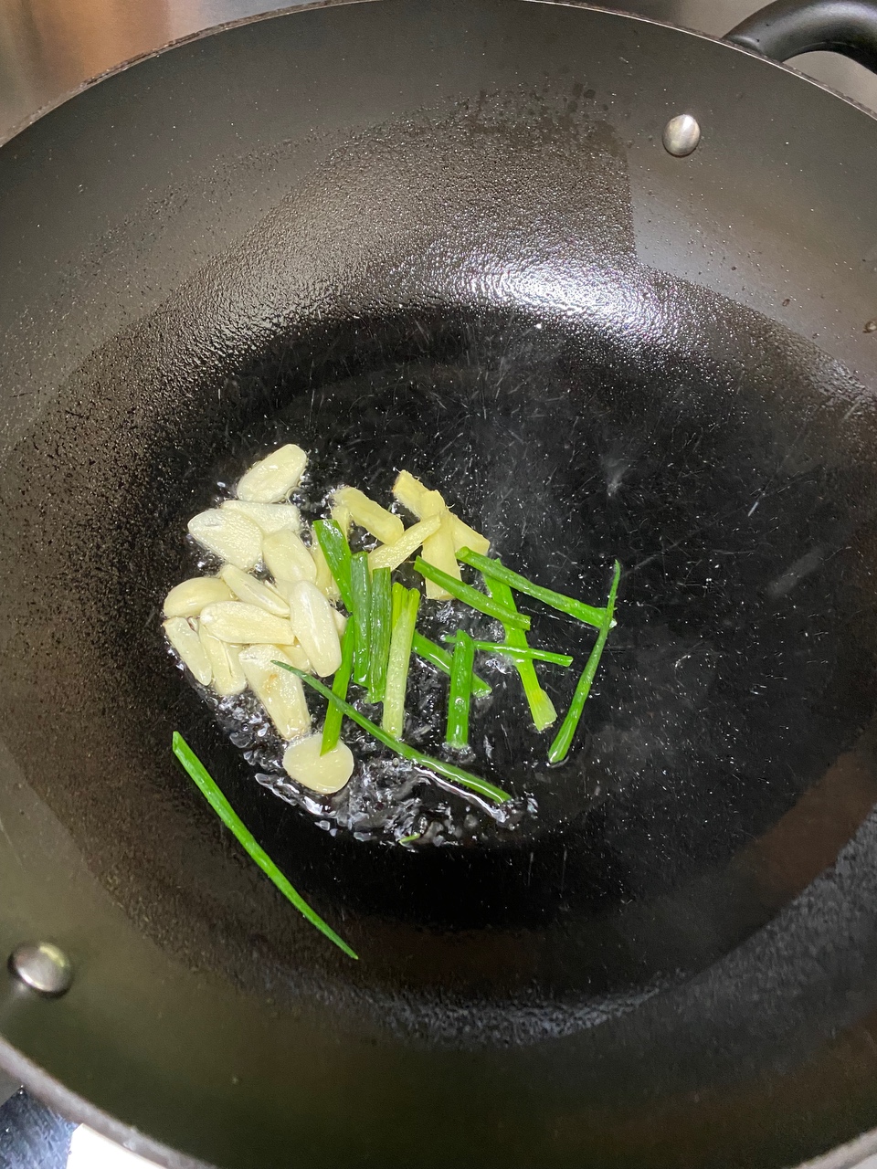 大虾白菜粉丝煲的做法 步骤5