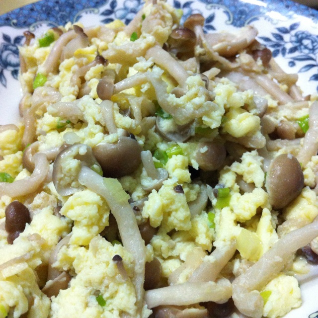 蟹味菇滑蛋