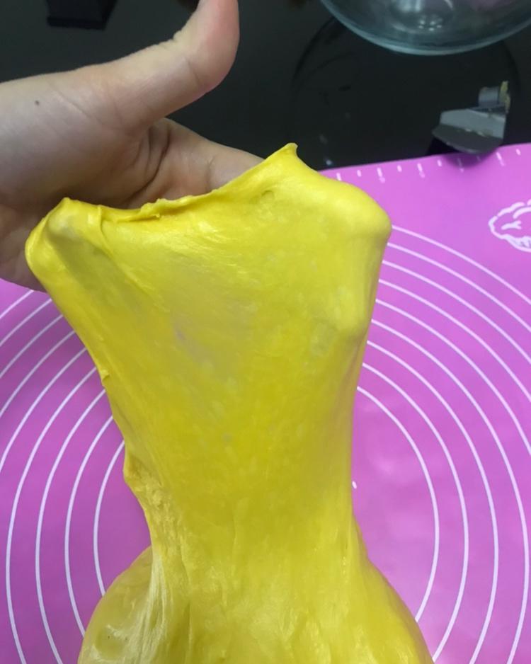 南瓜奶香吐司