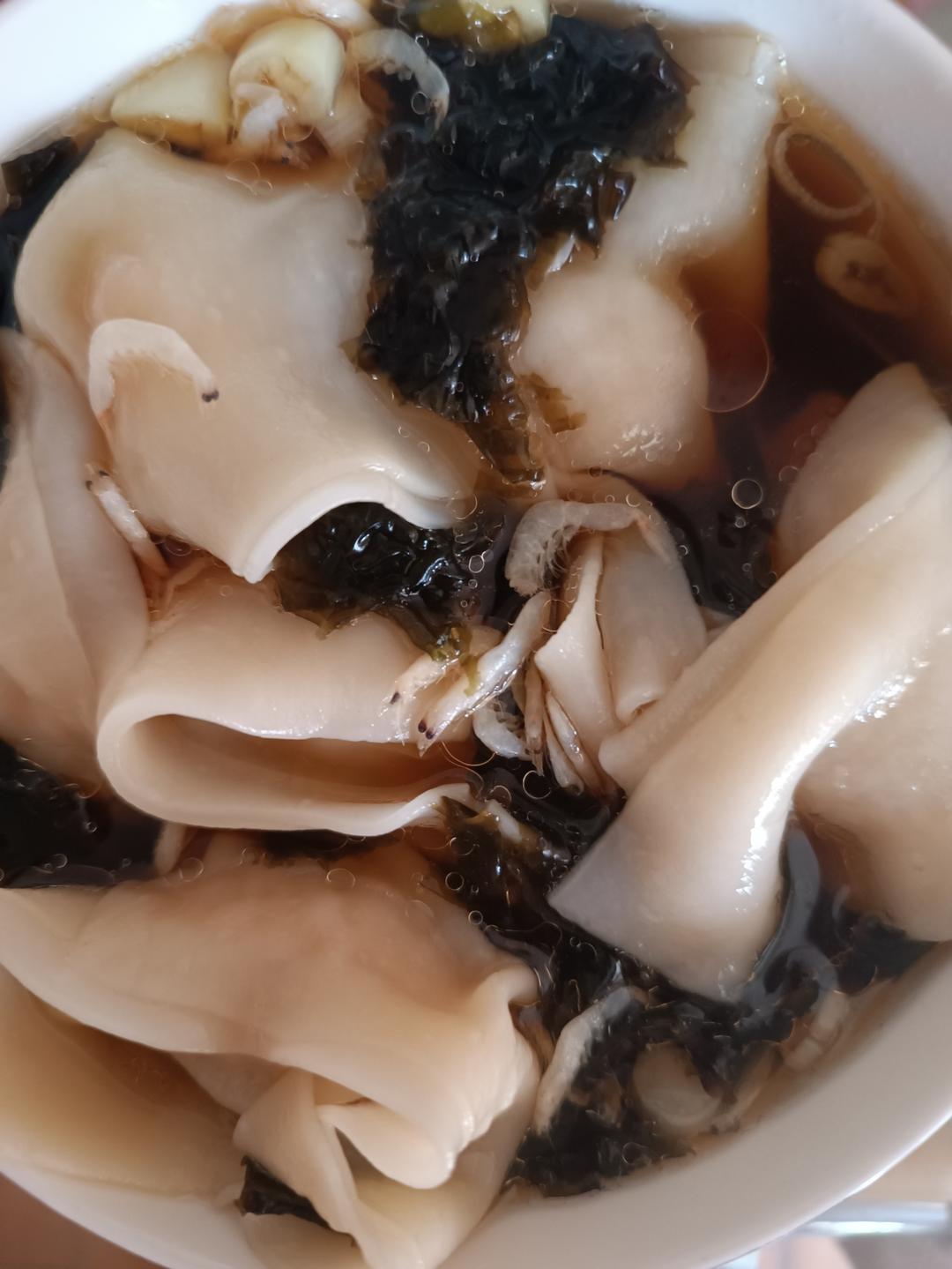 虾仁香菇鸡肉馄饨