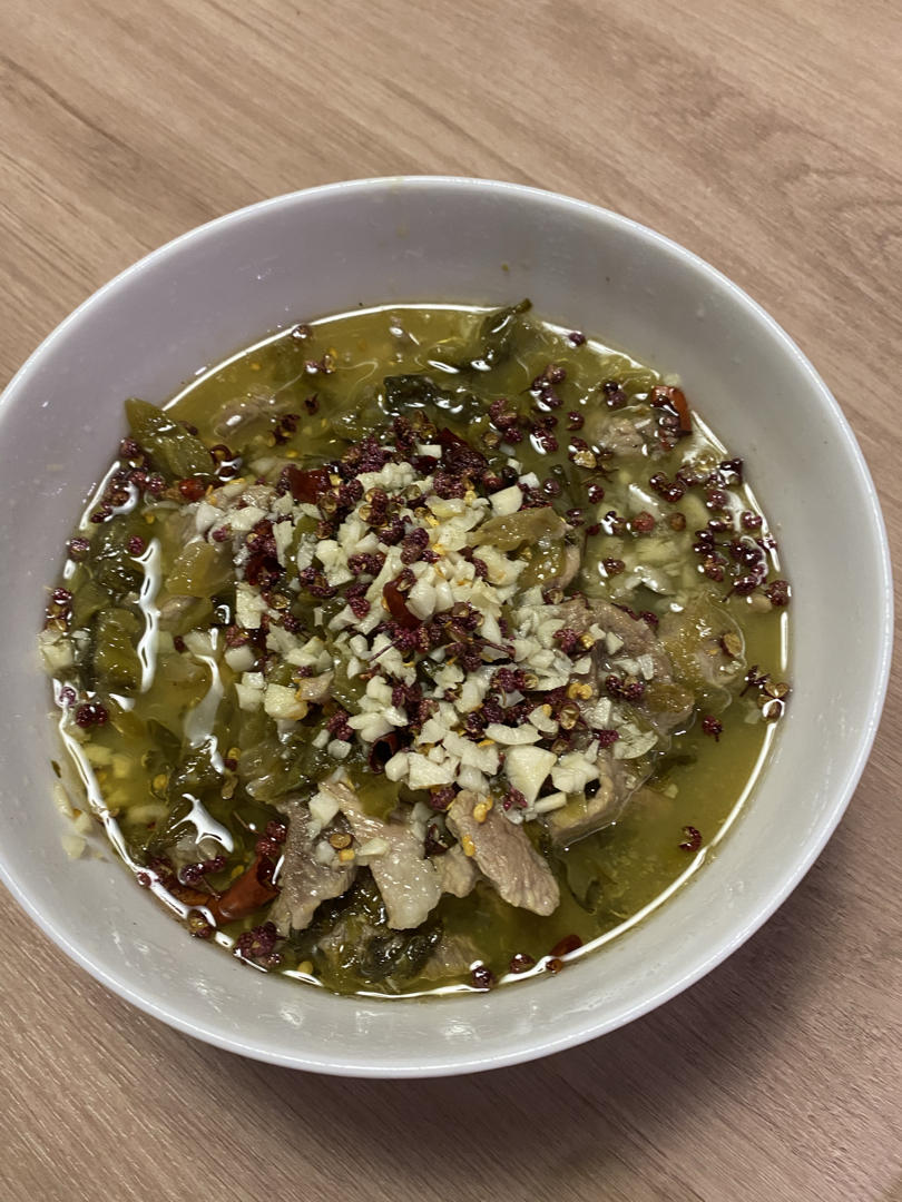 酸菜滑肉