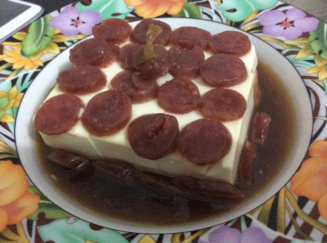 香肠蒸豆腐
