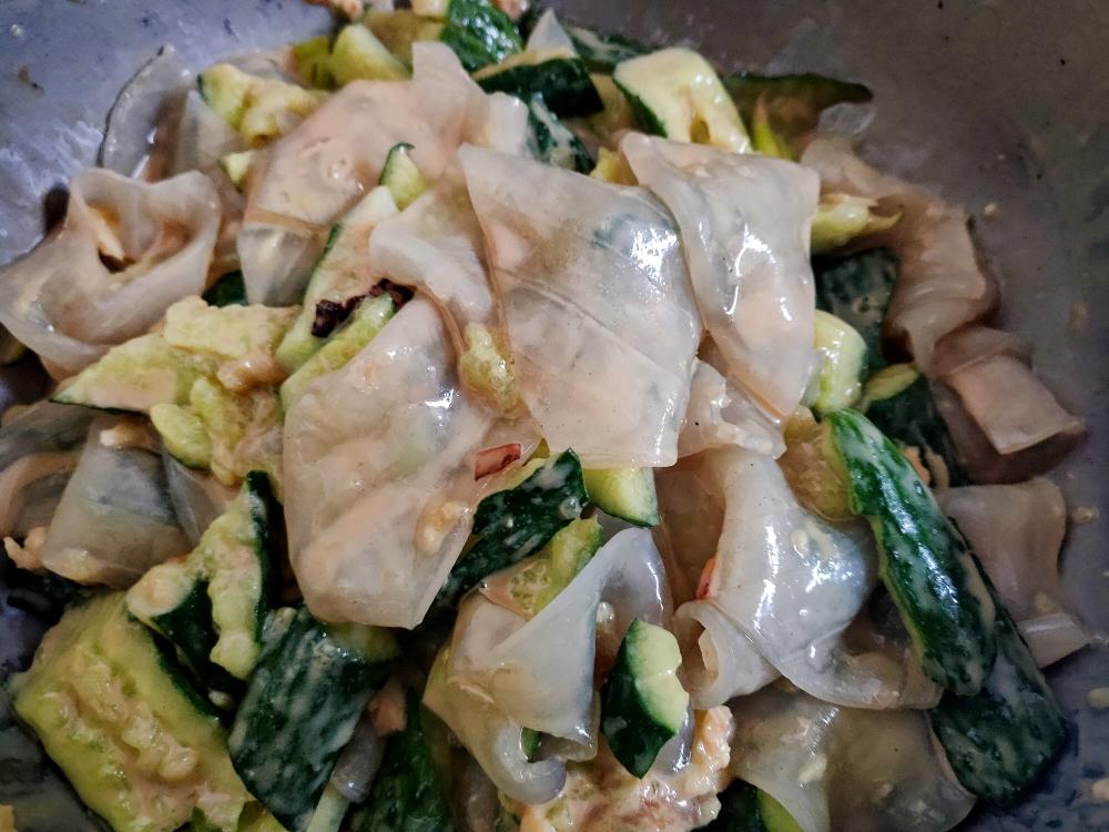 凉拌黄瓜粉皮的做法