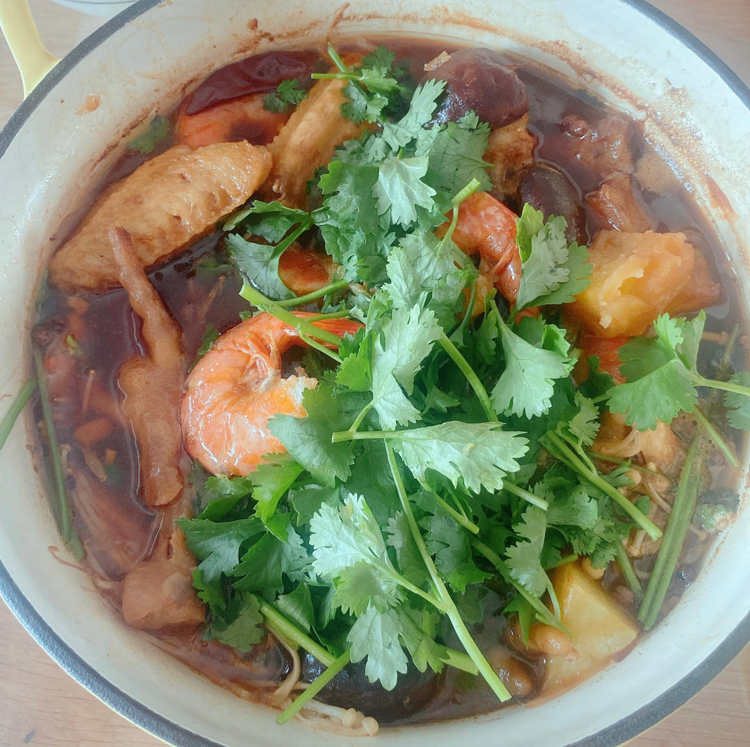 超美味的鸡爪明虾煲