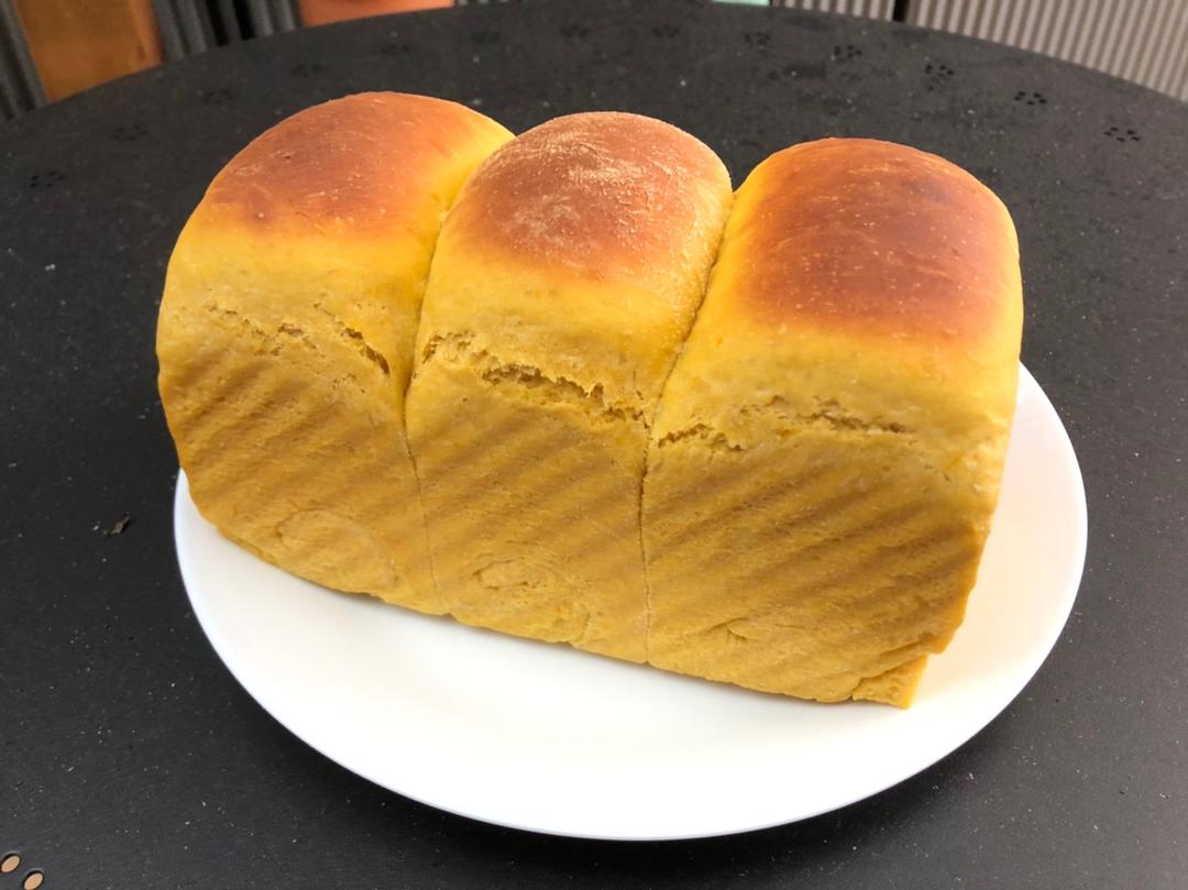 牛奶吐司（附详细步骤图）