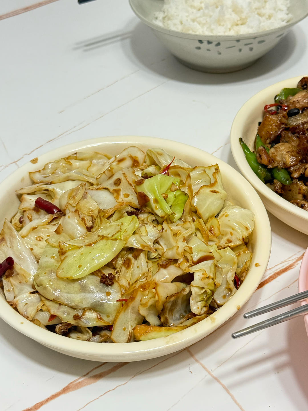 厨师长教你：“手撕包菜”的家常做法,简单又不失美味