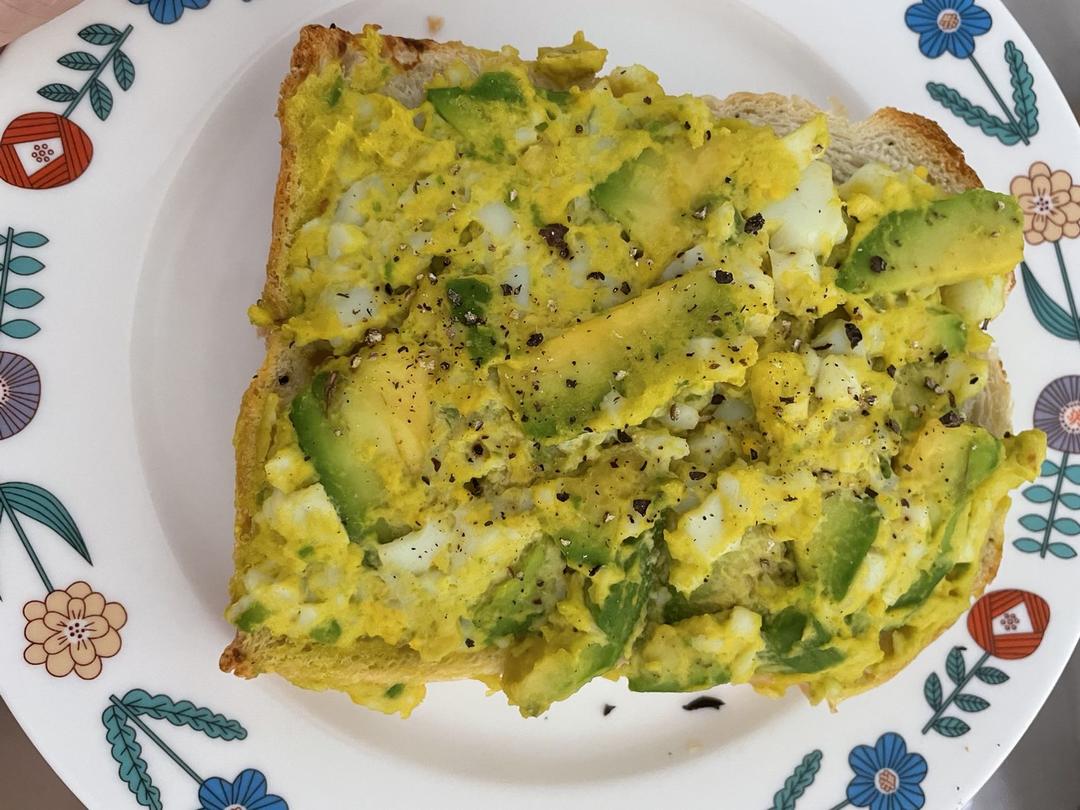 牛油果🥑鸡蛋🥚三明治🥪