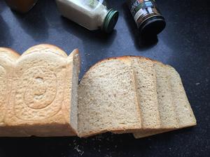 超柔软70%全麦吐司面包（无糖油）的做法 步骤3