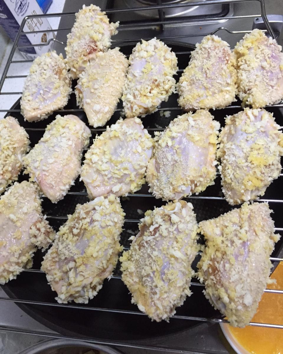 w小雨淅沥沥w做的健康少油面包糠香酥脆烤鸡翅(烤箱版)