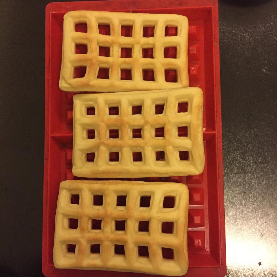 华夫饼硅胶模具烤箱版(一人份、详细图解、玉米油、无泡打粉、海氏40L烤箱)
