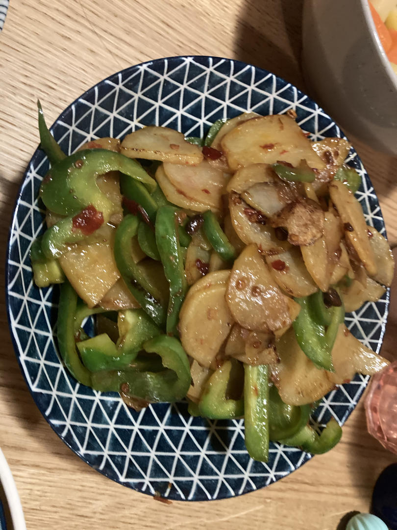 青椒土豆，素菜也可以香香的