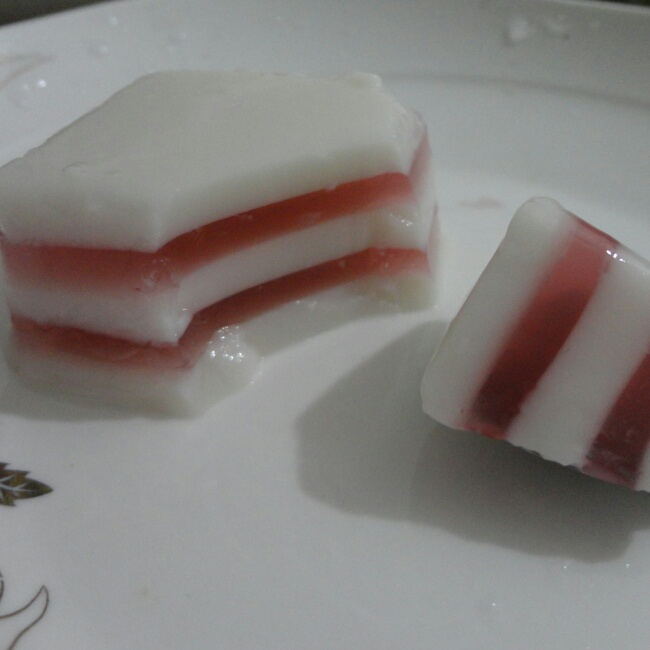 双色椰子果冻